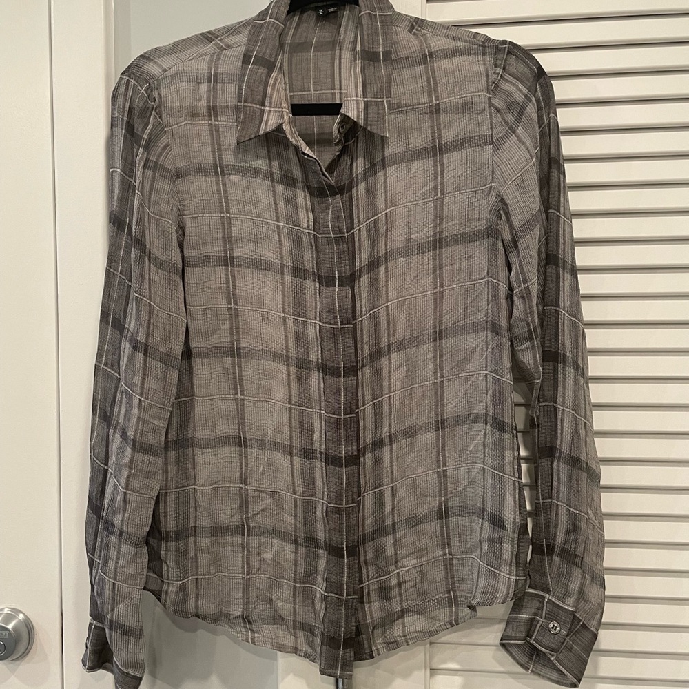 Theory Gray & White Button Up long sleeve shirt